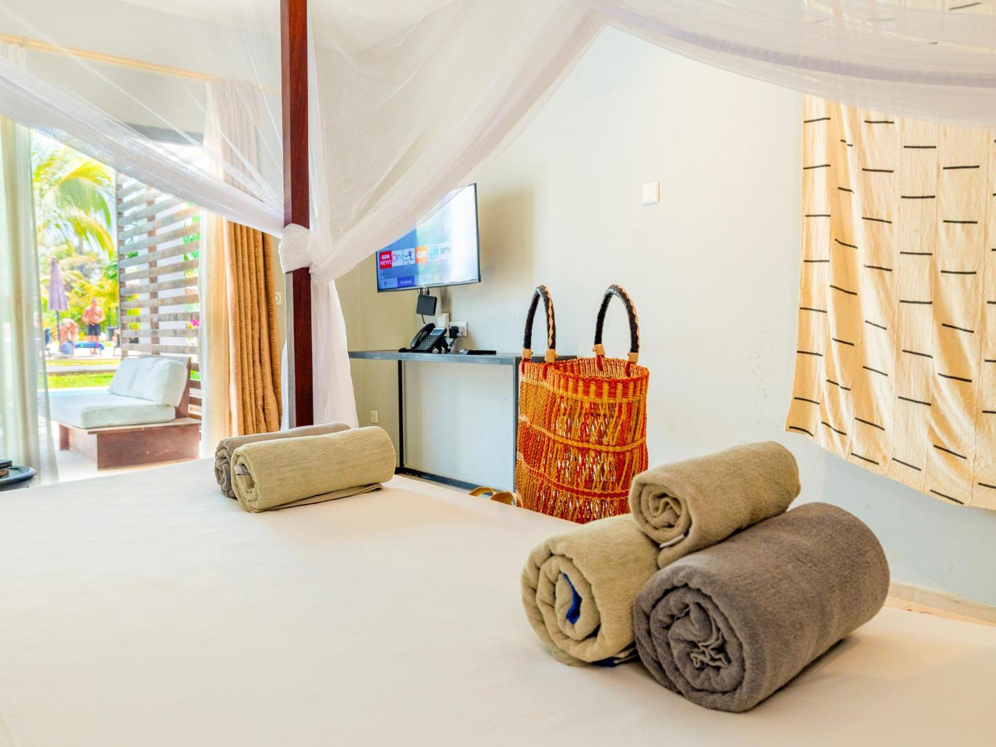 Tamala Beach Resort (Adults Only) Kotu Eksteriør billede